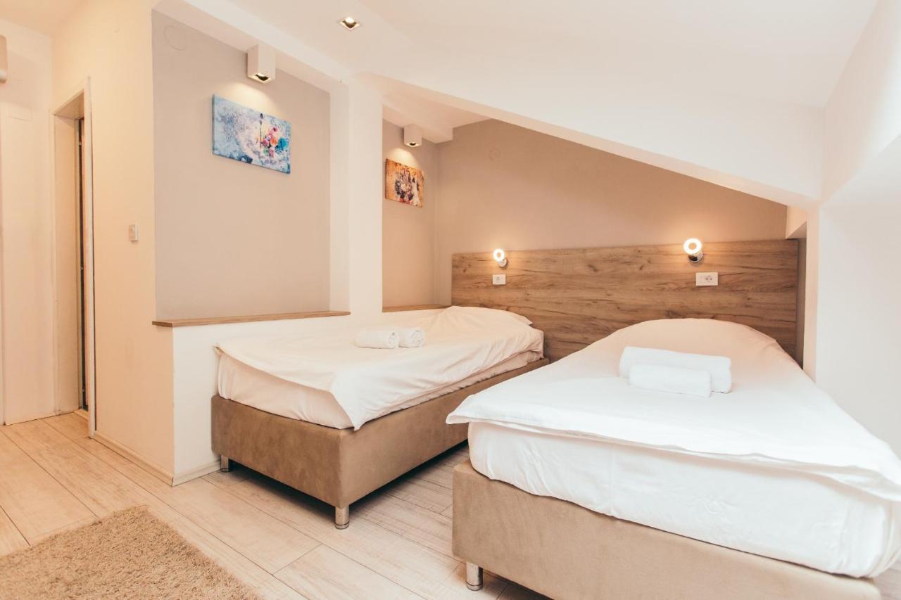 פירוט Hotel Dijana מראה חיצוני תמונה